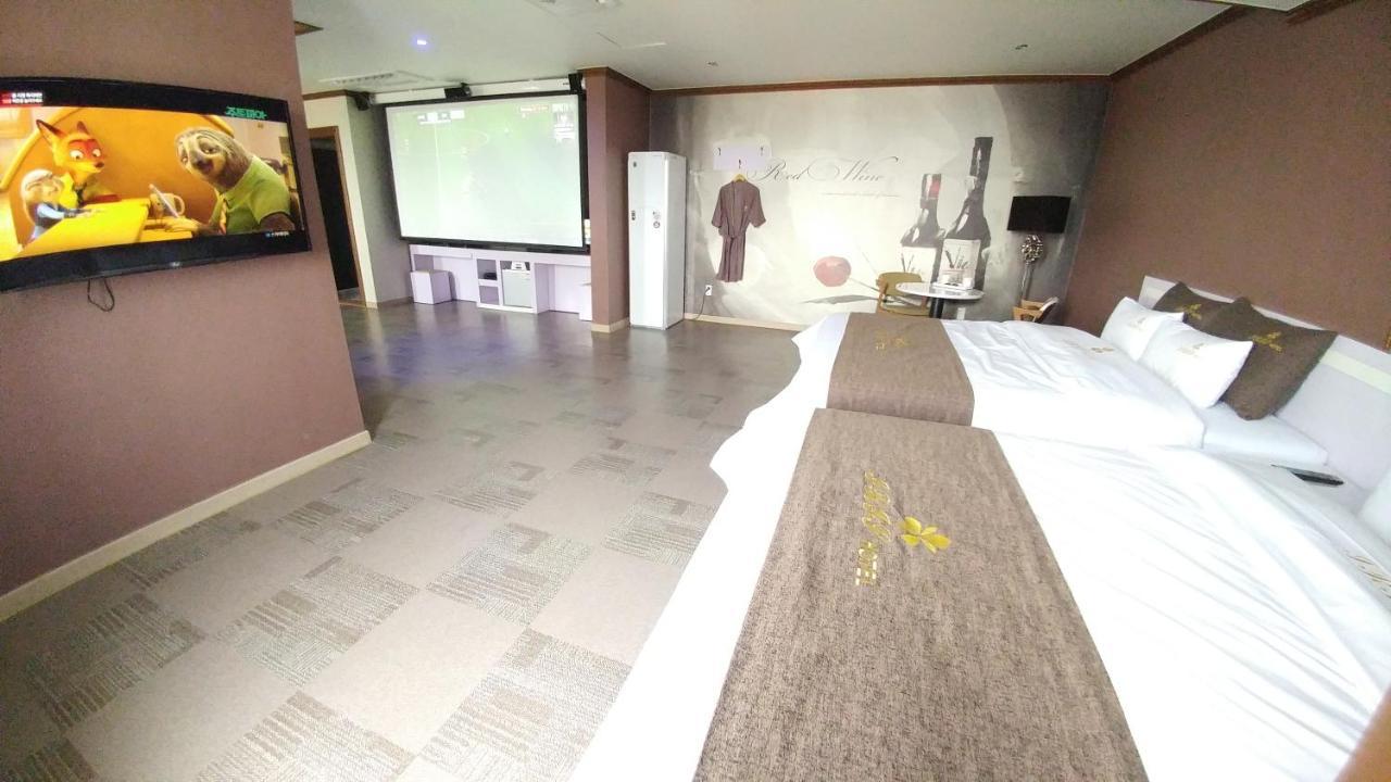 Seosan Iris Hotel מראה חיצוני תמונה