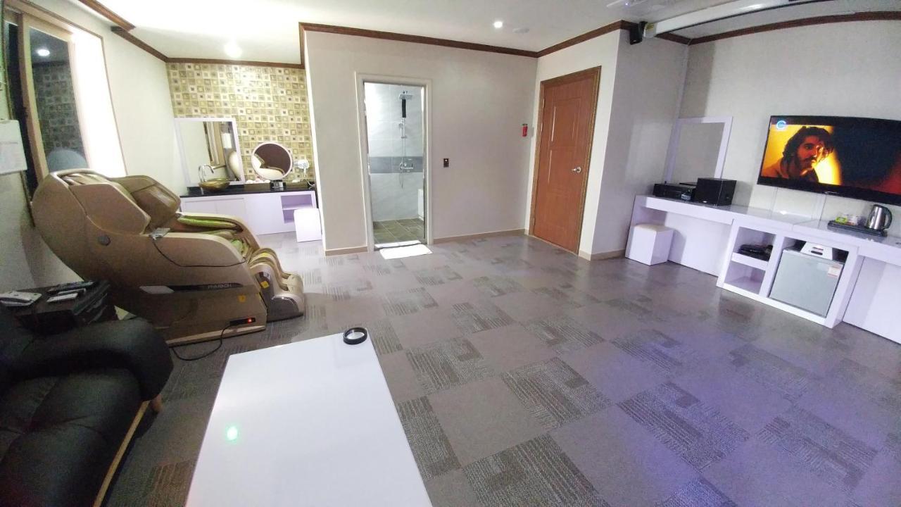 Seosan Iris Hotel מראה חיצוני תמונה