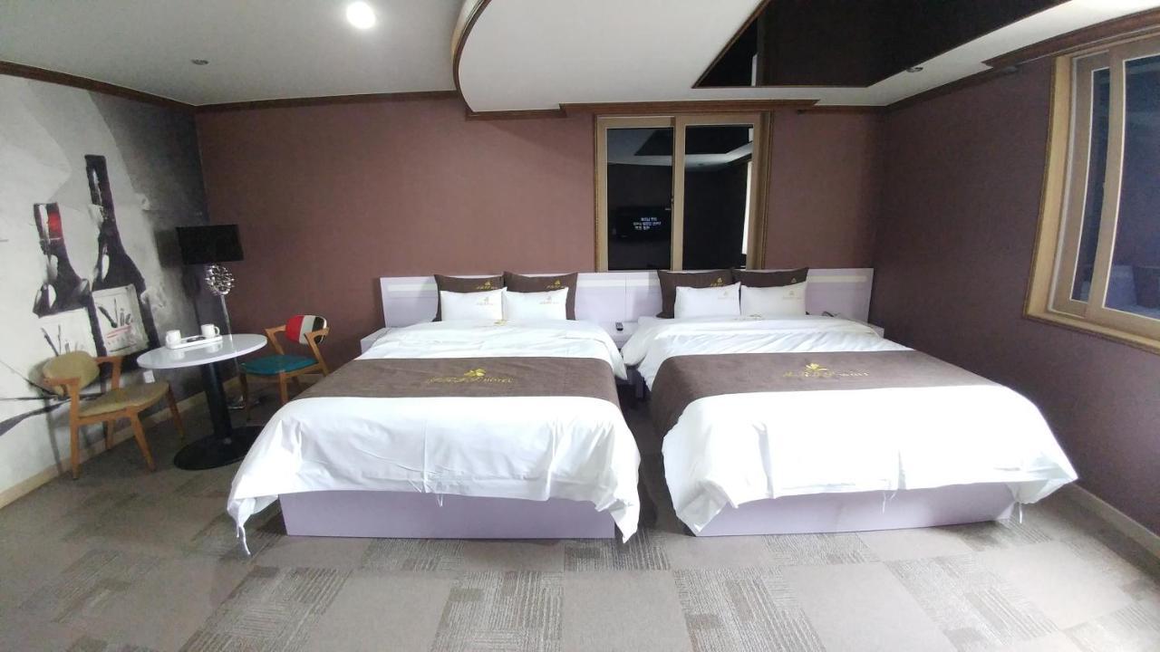 Seosan Iris Hotel מראה חיצוני תמונה